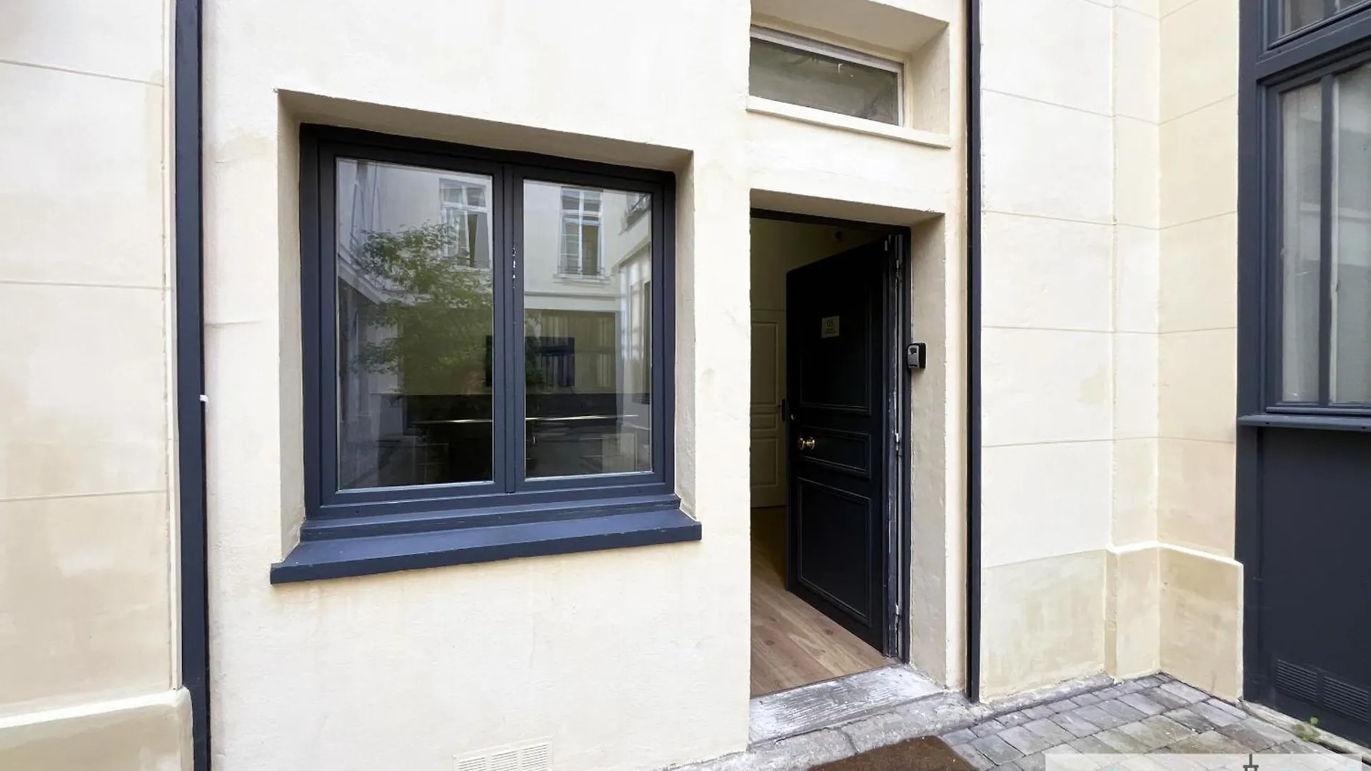 Daire Urban Flat 05 - Spacious 1 Bedroom Parisian Flat Paris
