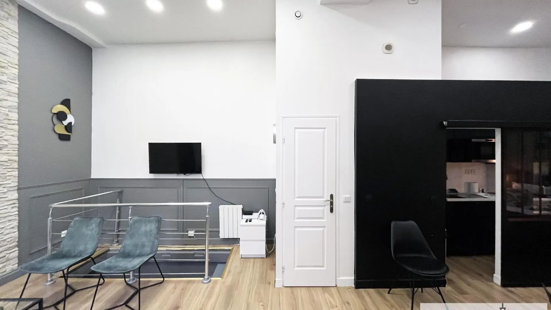 Apartment Urban Flat 05 - Spacious 1 Bedroom Parisian Flat