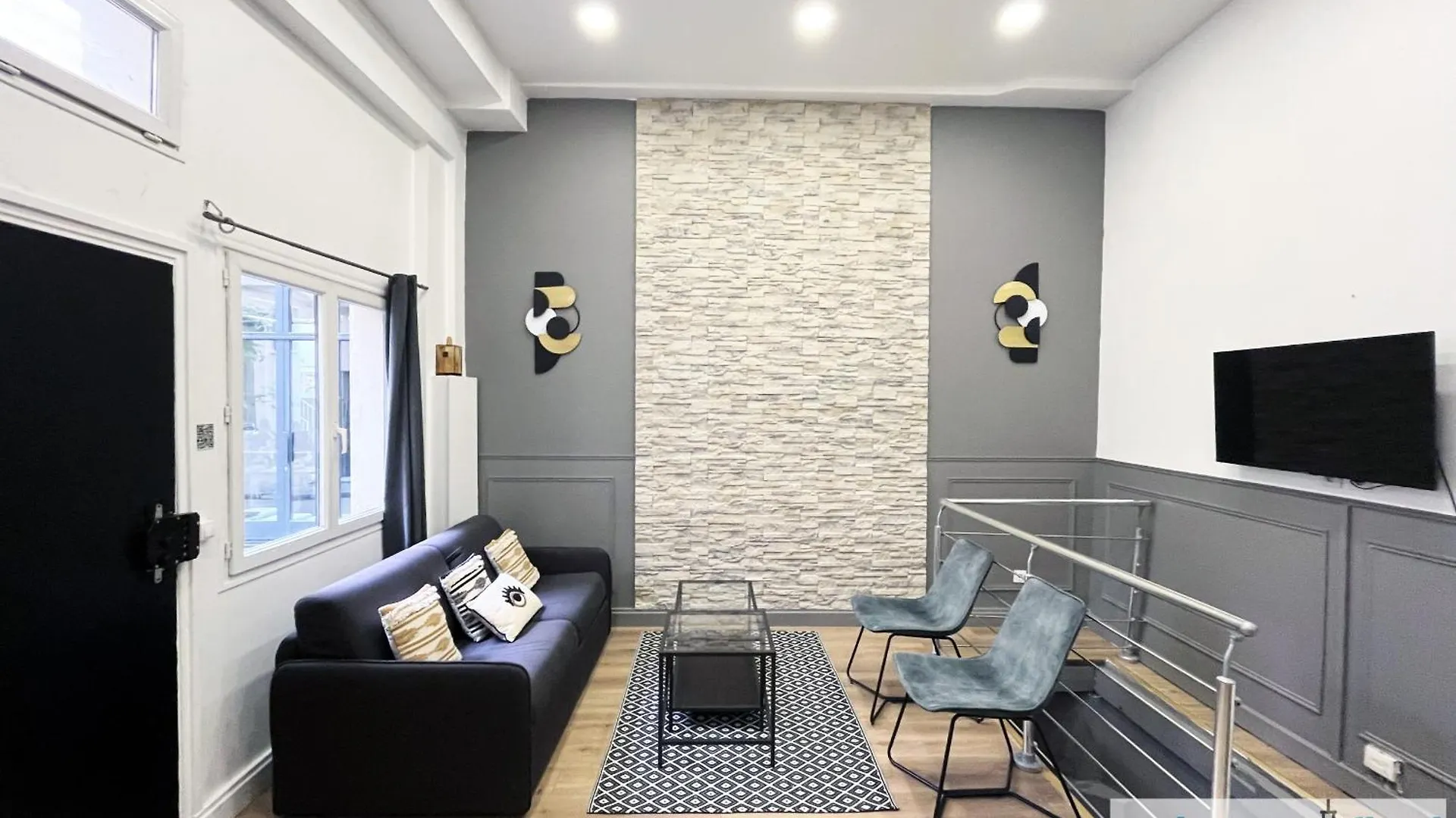 Daire Urban Flat 05 - Spacious 1 Bedroom Parisian Flat *