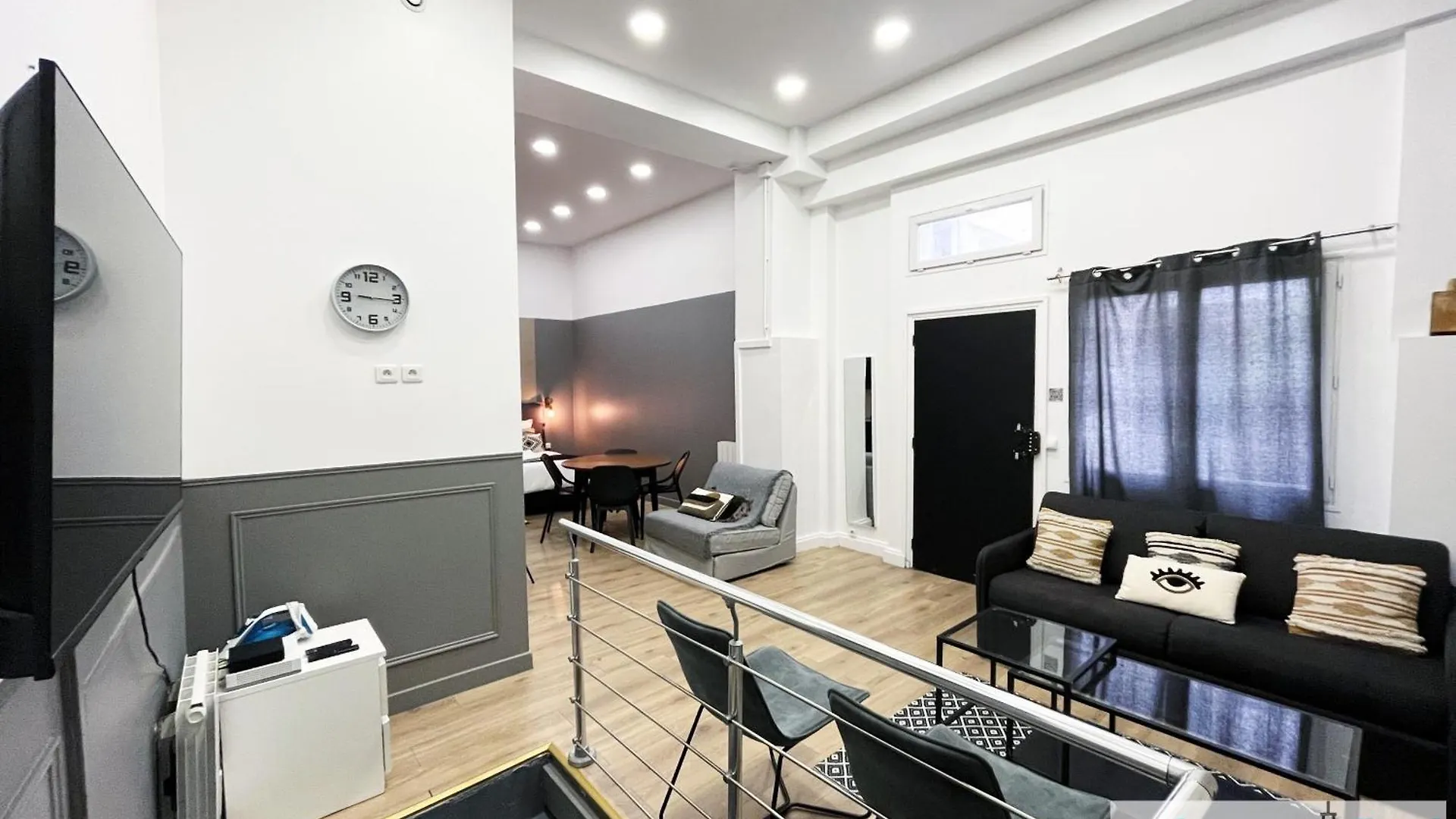 Urban Flat 05 - Spacious 1 Bedroom Parisian Flat Apartment